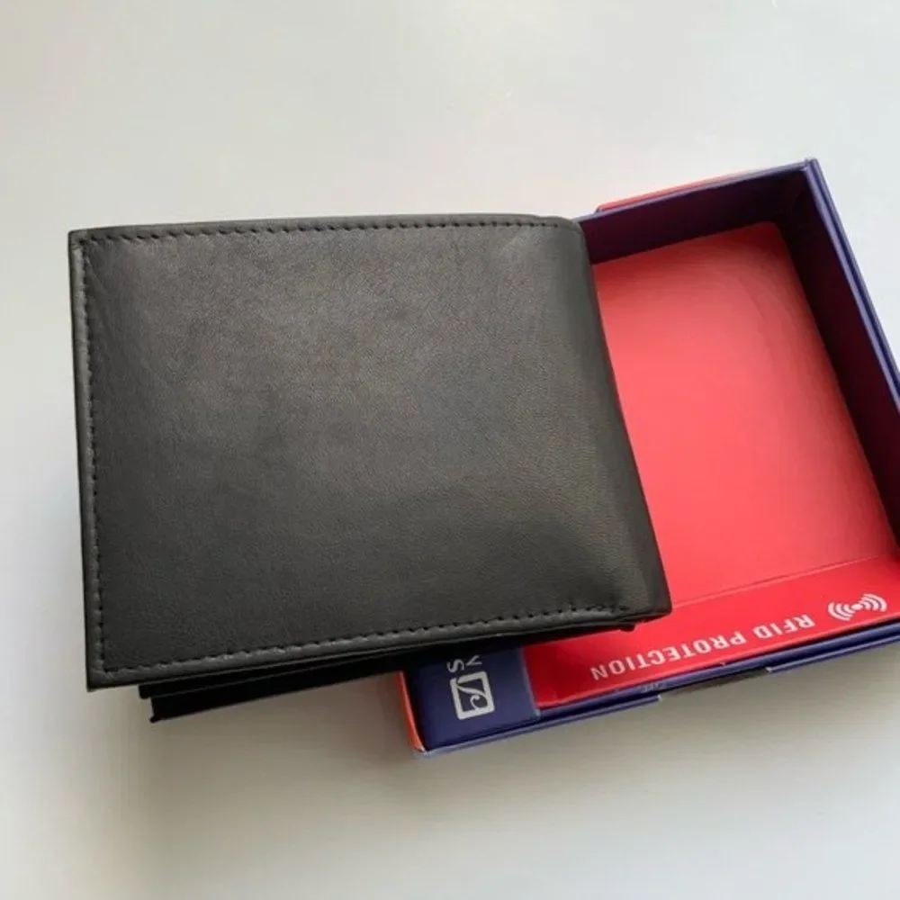 Stone Mountain Leather RFID Signal Blocking Wallet Black